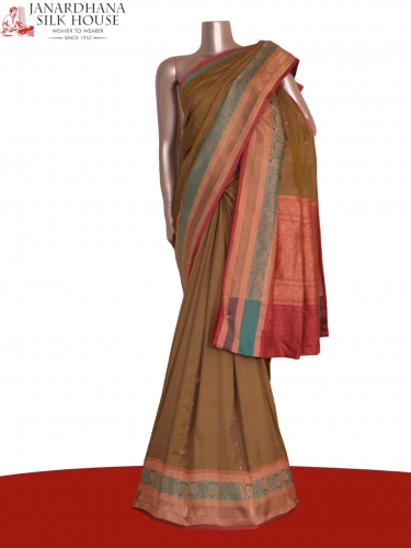 Contrast Classic Wedding Banarasi Silk Saree